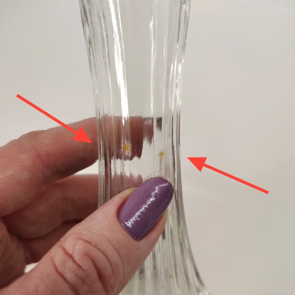EO BRODY Bud Vase Ribbed Glass Floral Vase Table Decor 6